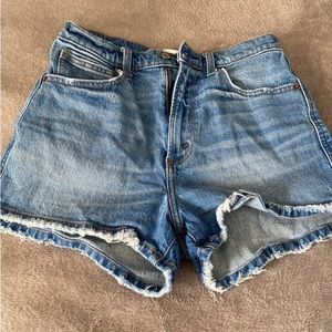 Abercrombie & Fitch mom shorts